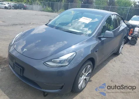 2023 Tesla Model Y Awd/Long Range Dual Motor All-Wheel Drive from USA, damaged, VIN 7SAYGDEE6PA182390